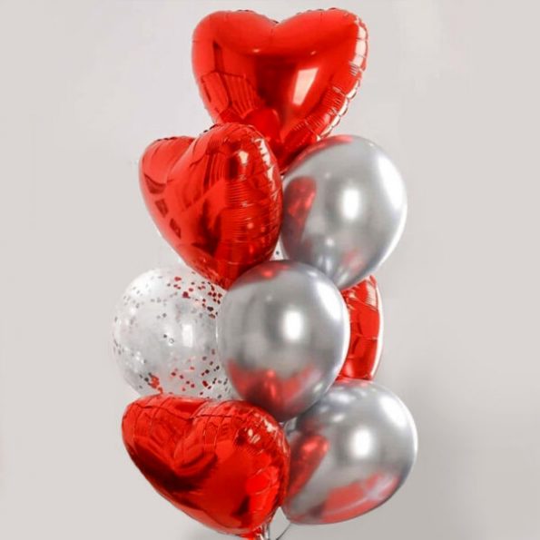 Букет воздушных шаров с гелием Красные сердца и хром